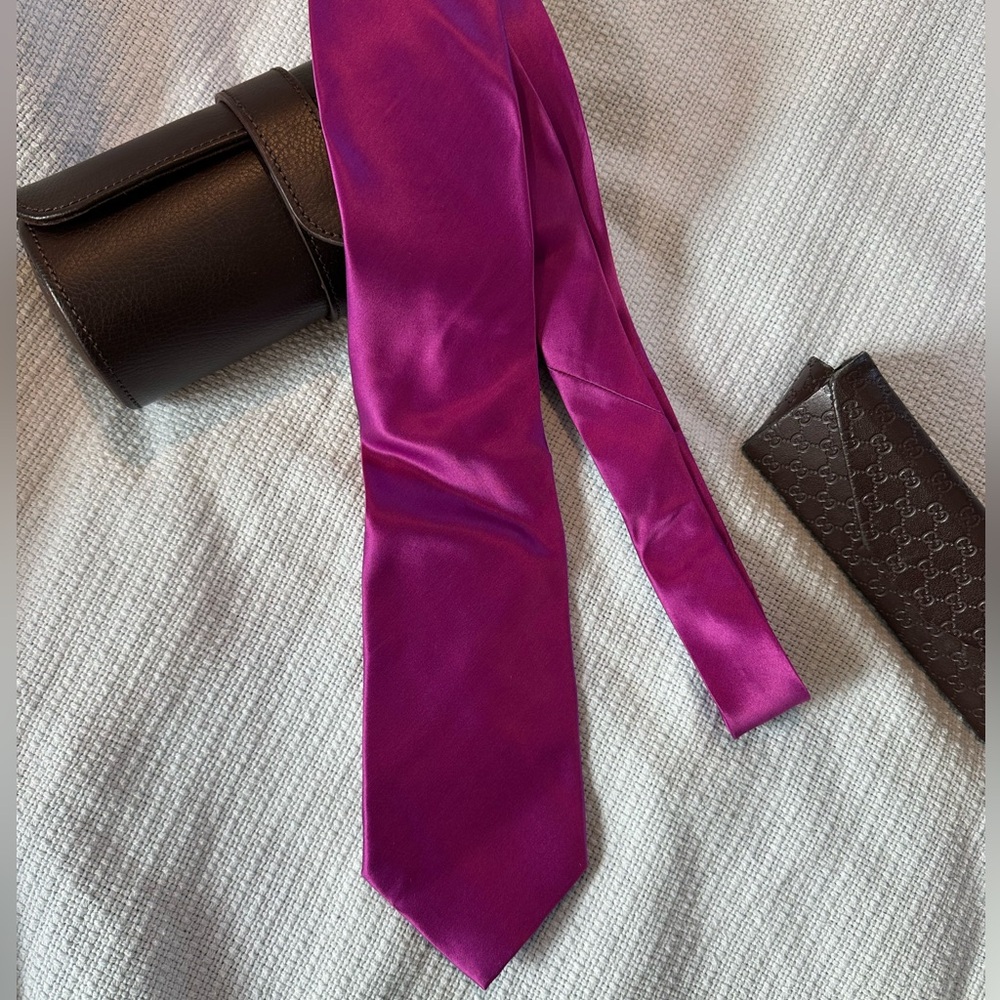 BRIONI Men’s Magenta Pink Tie Italian Silk
